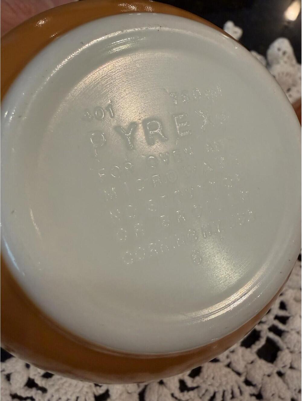 Set Of 2 Pyrex Autumn Harvest Bowls 4013 Cups Orange - Picture 9 of 11